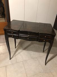 Tavolino stile Giapponese per trucco