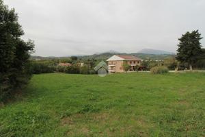 TER. RESIDENZIALE A CAMPLI