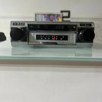 Autoradio d’epoca “stereo 8”