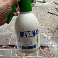 Spruzzatori a compressione piante