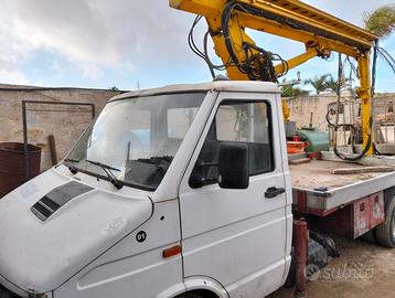 Iveco Daily piattaforma aerea