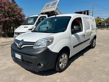 Renault MAXI