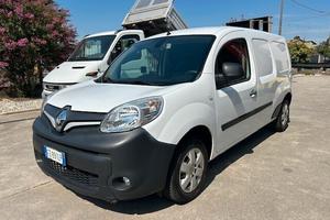 Renault MAXI