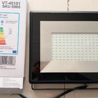 Faro Led in alluminio 100W 8500 Lumen IP65