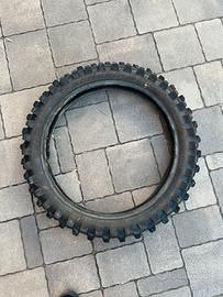 Pirelli scorpion cross 19”