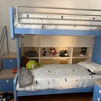 Cameretta ragazzi con letto a castello scrivania
