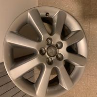 Cerchio in lega Toyota Corolla Verso  originale .)