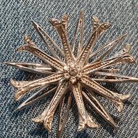 Spilla in oro bianco con diamantini