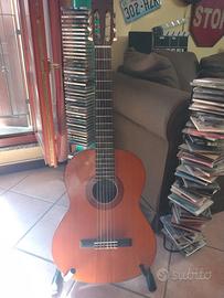 Chitarra classica YAMAHA C40