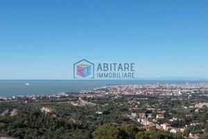 Villa di 240 m² con più di 5 locali a Livorno