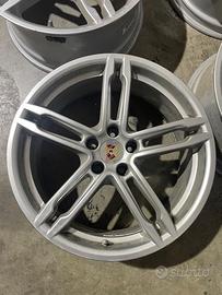 Cerchi Macan 19