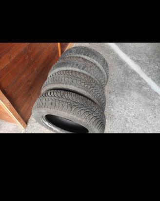 gomme 85/65/15 88T invernale