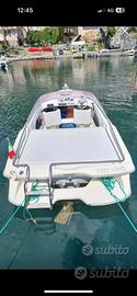 Barca a Motore / Motoscafo