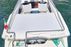 Barca a Motore / Motoscafo