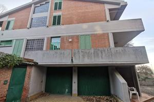 Casa Indipendente immersa nel verde