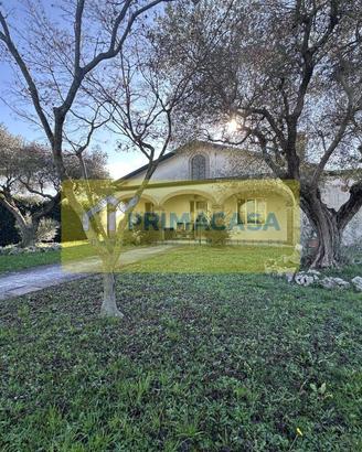 Villa di 230 m² con più di 5 locali a Mirano