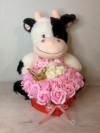 Composizione  con peluche e rose di sapone