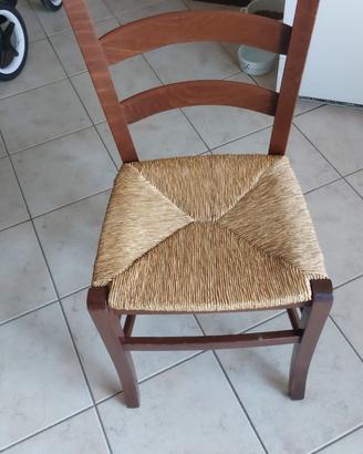3 sedie in legno