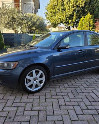 Volvo S40 2.0 D cat Summum