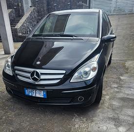 Mercedes benz class b anno 2006