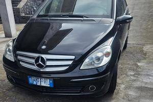 Mercedes benz class b anno 2006