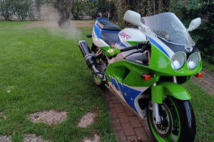 Kawasaki ZXR 750