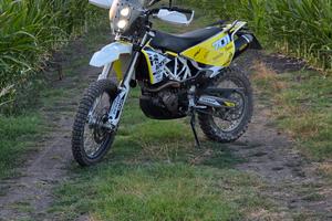 Husqvarna 701 enduro 