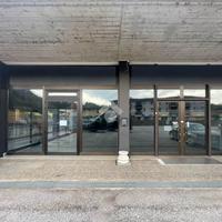 NEGOZIO A ROÈ VOLCIANO