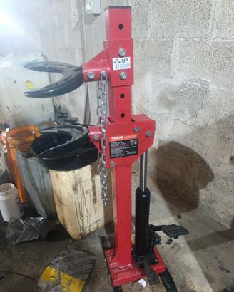 Attrezzatura officina meccanica