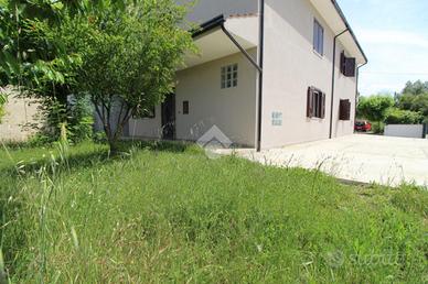 PORZIONE DI BIFAMILIARE A MONTALTO UFFUGO