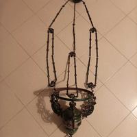 Lampadario antico a petrolio