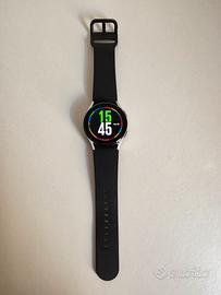 Samsung Galaxy Watch4 (40mm / Wi-Fi) - Grigio