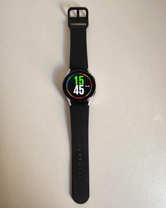 Samsung Galaxy Watch4 (40mm / Wi-Fi) - Grigio