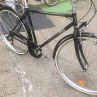 Bici uomo praticamente nuova