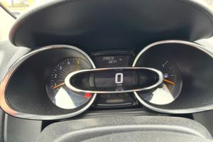 Renault clio 2013 3000€