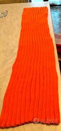 morbida sciarpa arancione