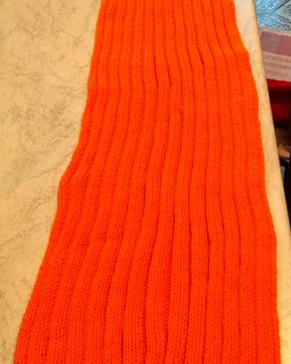 morbida sciarpa arancione