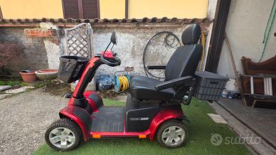Scooter elettrico anziani/disabili