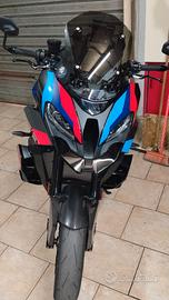 BMW M 1000 XR M