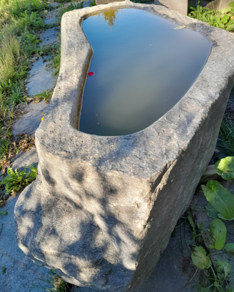 Fontana,vasca da giardino in granito