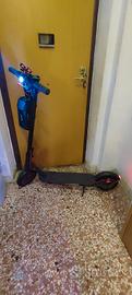 Monopattino Xiaomi Mi pro