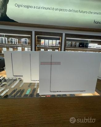 Apple MacBook Air 13" M4 (2025) 256 GB - NUOVO