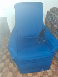 Poltrona ortopedica elevabile inclinabile 500 euro