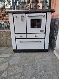 Cucina a legna Sideros con forno 