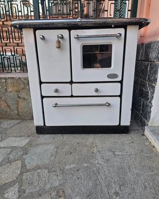 Cucina a legna Sideros con forno 