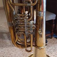 Basso Tuba Sib