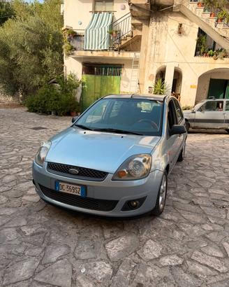 Ford Fiesta 1.4 TDCi 5p. Titanium
