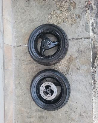 cerchio f12 anteriore