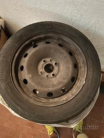 4  Gomme e cerchi Lancia Ypsilon 2009