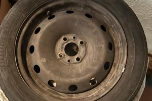 4  Gomme e cerchi Lancia Ypsilon 2009